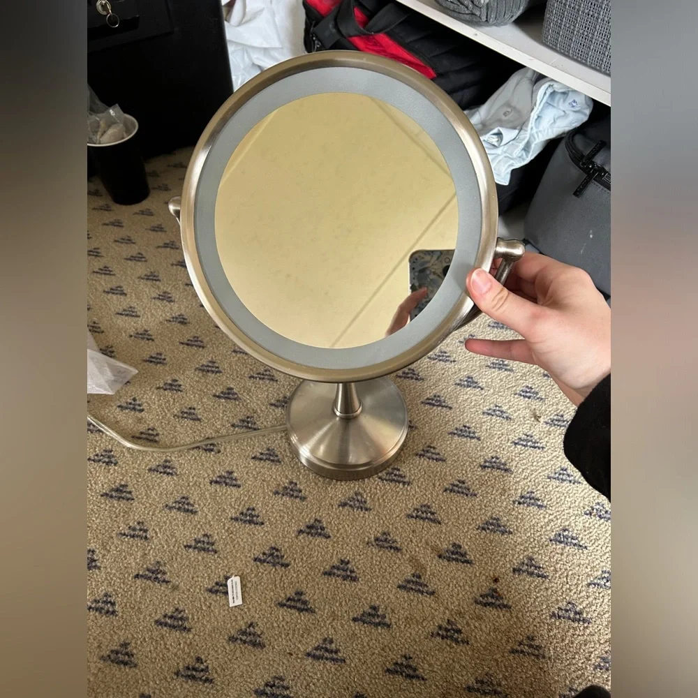 Two-Sided Round Vanity Mirror with Light